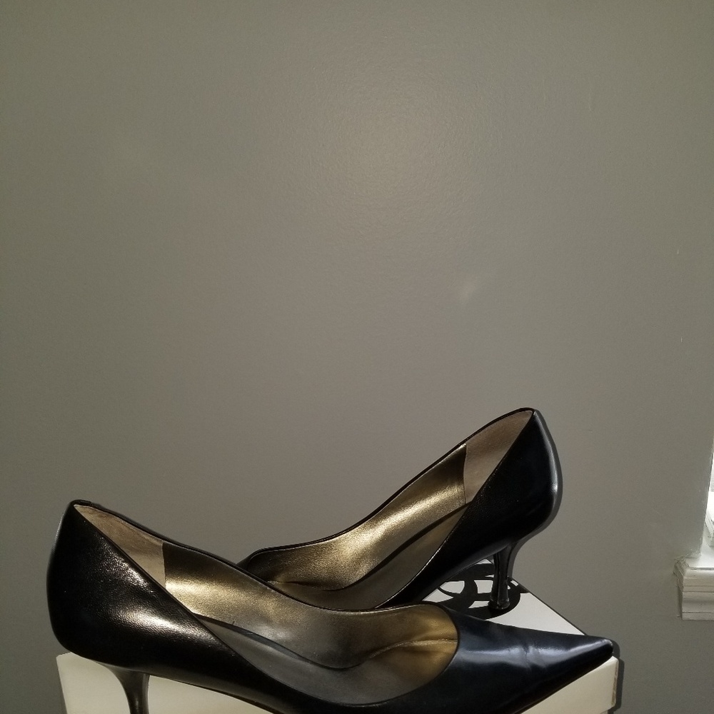 Black stilleto mini